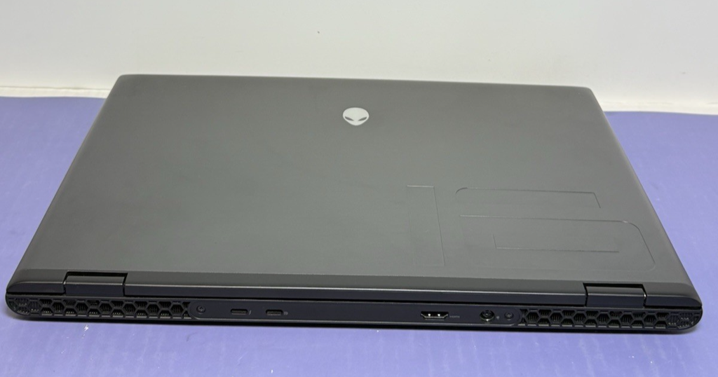 Dell Alienware M16 R2,Intel Core Ultra 9 185H, RTX 4070, 32GB, 1TB SSD, 98% Batt #9
