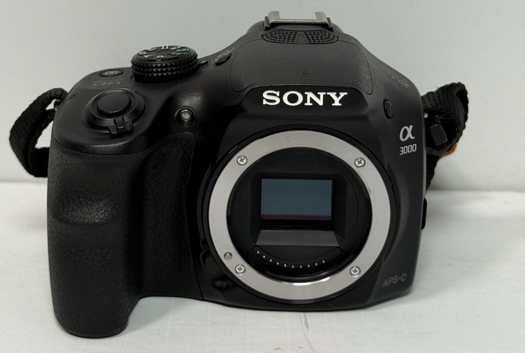 Sony Alpha a3000 20.1MP Digital Camera Black  w/ E OSS 18-55mm Lens #5