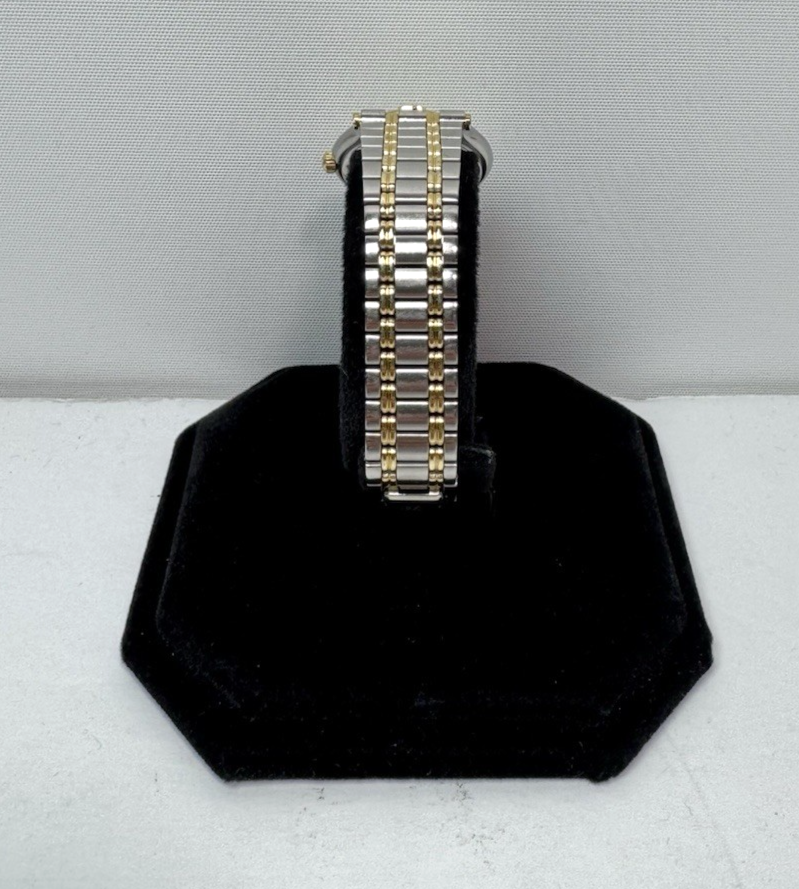 Vintage Gucci 9000L Ladies Two‑Tone Stainless Steel Watch – Pre‑Owned #3