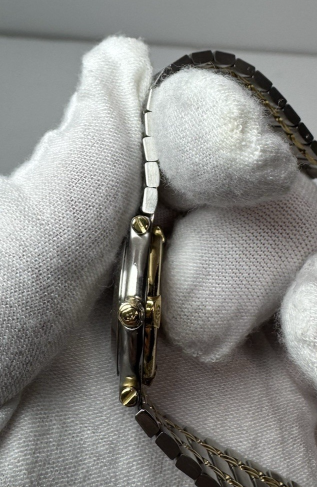 Vintage Gucci 9000L Ladies Two‑Tone Stainless Steel Watch – Pre‑Owned #7