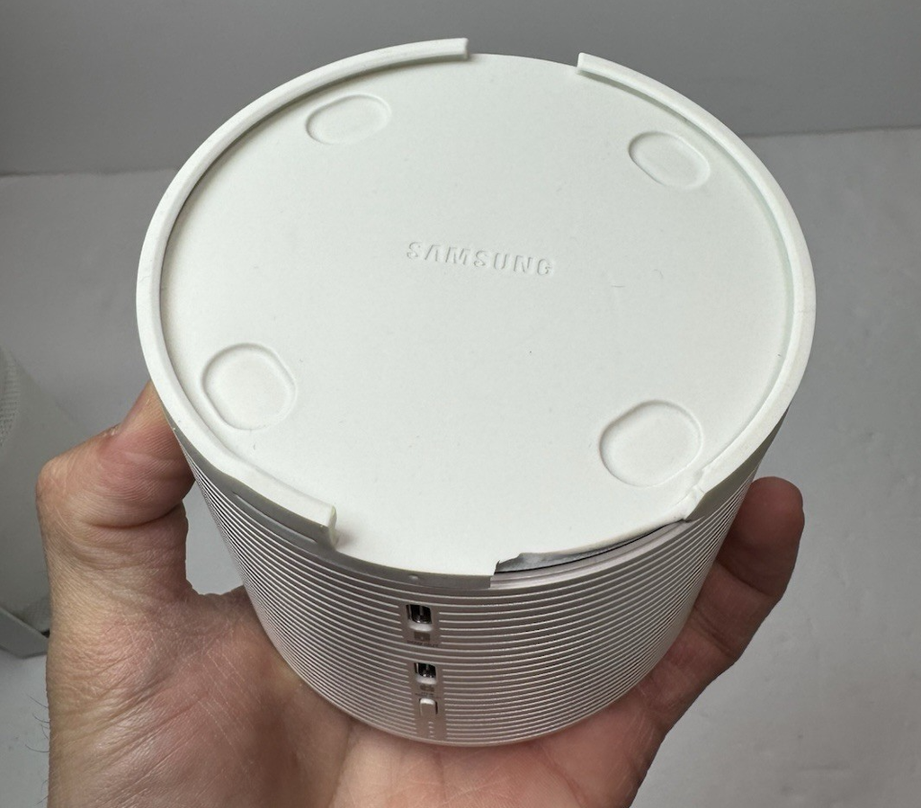 Samsung The Freestyle SP-LSP3BLA Portable Smart Projector w/battery base #5