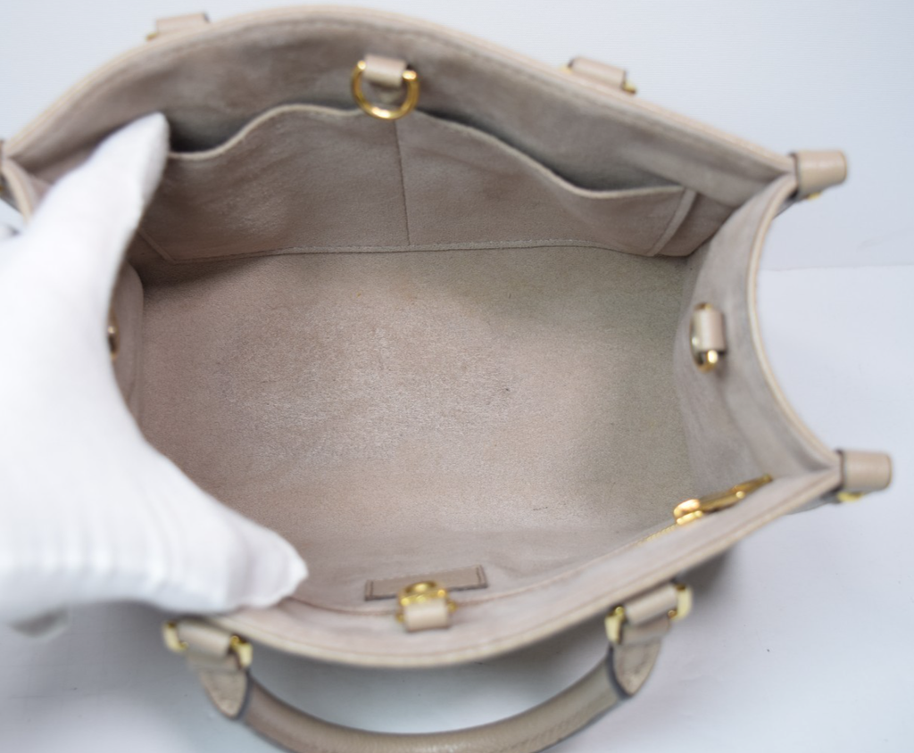 Louis Vuitton OnTheGo PM M45779 Beige Monogram Gold Hardware w/ strap #4