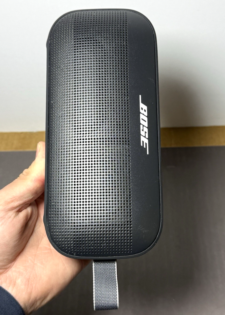 Bose SoundLink Flex Bluetooth Portable Speaker Black 1st Gen #2