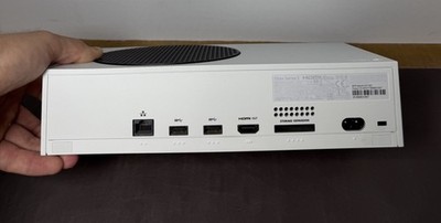 Microsoft Xbox Series S 512GB Console Gaming System White with controller/cables #2