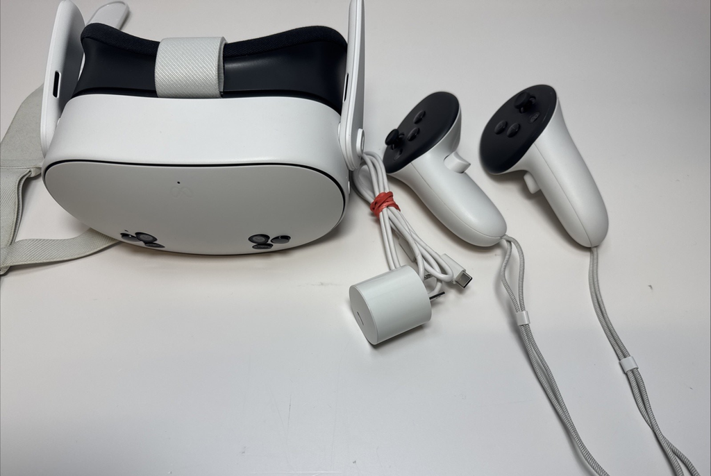 Meta Quest 3S 128GB All-In-One Virtual Reality Headset #6