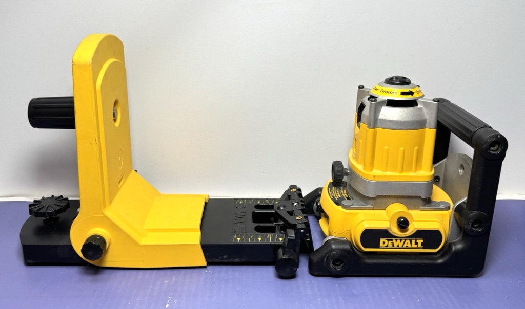 Dewalt DW071 Rotary Laser Level kit - Preowned #1