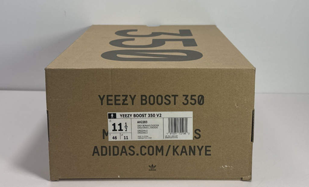 Yeezy Boost 350 V2 Low Beluga 2.0 CIB - Adidas - US Size 11.5 - 11 UK - 46 Eu #14