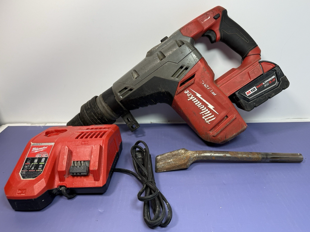 Milwaukee 2717-20 M18 FUEL Cordless SDS-Max Rotary Hammer + 5.0ah Batt & Charger