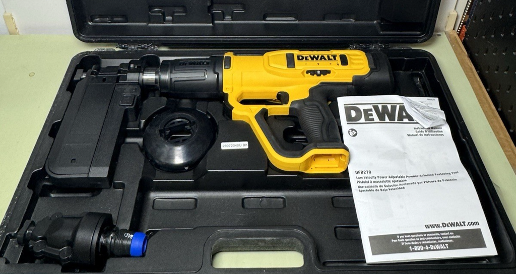 DeWalt DFD270MK .27 Cal Fully Automatic Powder Actuated Tool-Open Box /Demo use