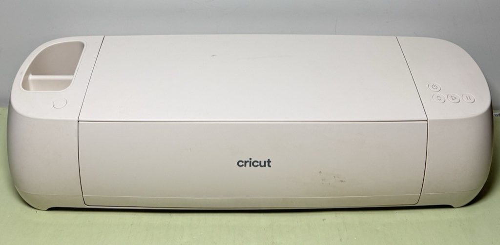 Cricut Explore 4 Smart Cutting machine with accessories