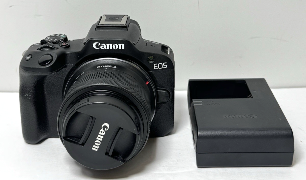 Canon EOS R50 24.2MP Mirrorless Camera Bundle RF-S 18-45mm w/batt&charger