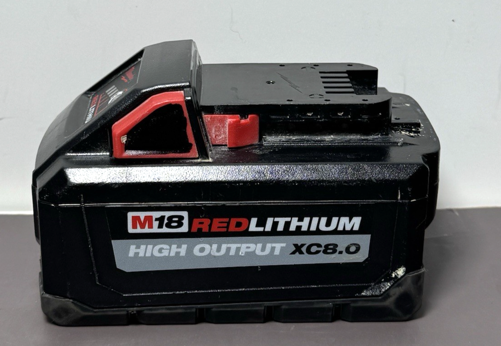MILWAUKEE 8.0 HIGH OUTPUT  M18 RED Battery 48-11-1880