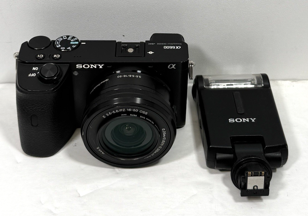 Sony Alpha a6600 24.2MP Mirrorless Camera W/ 16-50mm Lens +Flash HVL-F20M