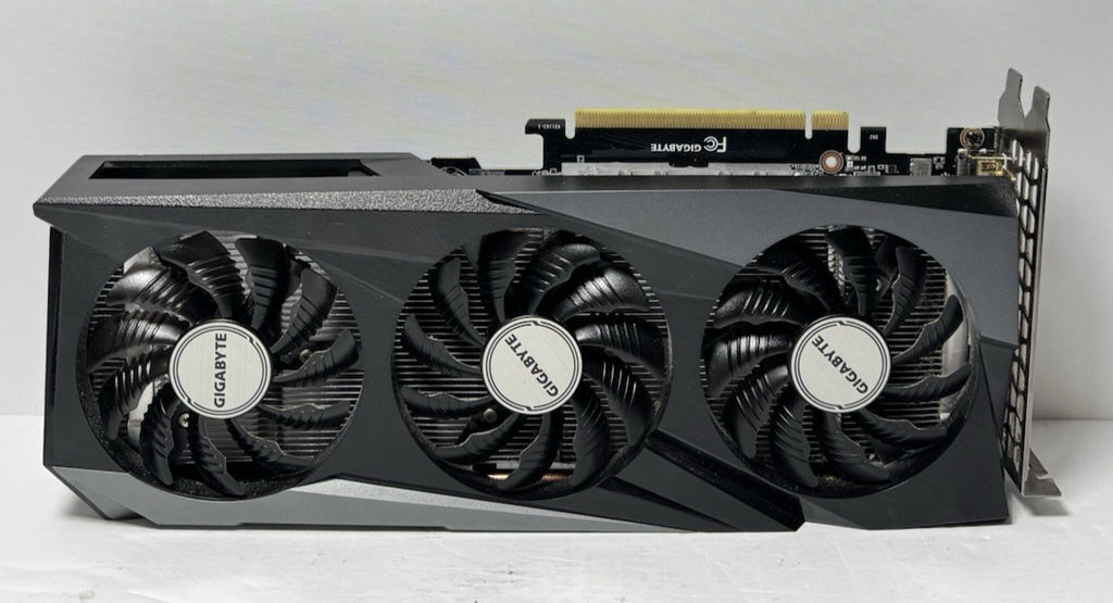 GIGABYTE NVIDIA GeForce RTX 3050 8GB 128-bit GDDR6 Graphics Card