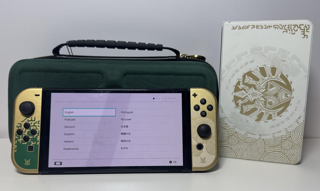 Nintendo Switch OLED 256GB The Legend of Zelda Tears of the Kingdom