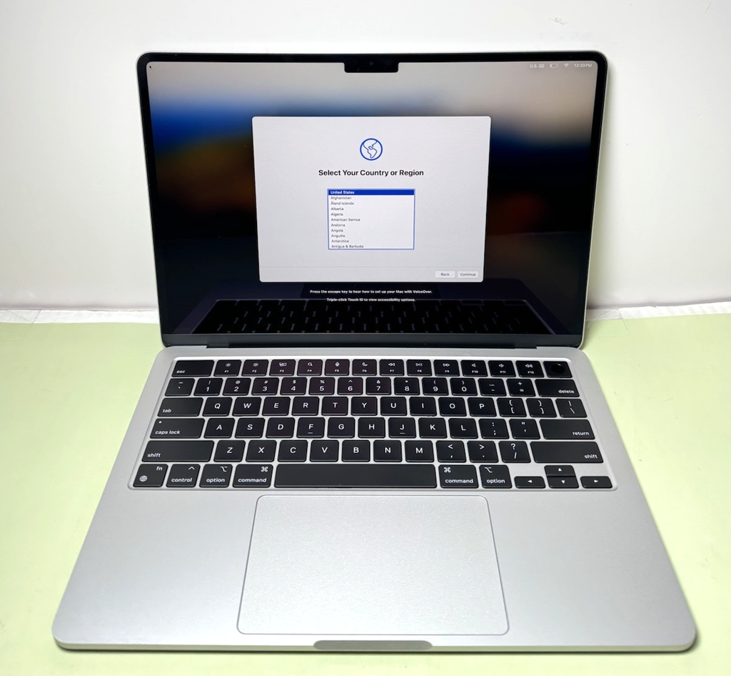Apple MacBook Air 2024 13.6" M3, 256GB, 16GB, A3113, Silver Cycle Count: 10