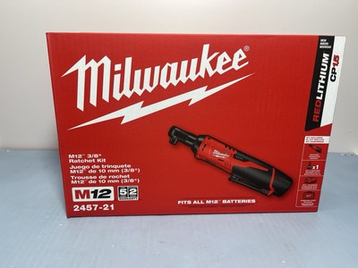 Milwaukee 3/8" Ratchet Kit 2457-21 12V Cordless Includes Battery Charger Kit