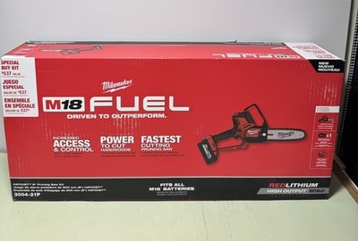 [11713-1] Milwaukee M18 FUEL HATCHET 8" Pruning Saw Kit 3004-21P Chainsaw Battery Charger