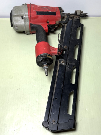 [11969-3] Milwaukee 7200-20 3-1/2" Full Round Head Framing Nailer-*For Parts/Repair Leaks*