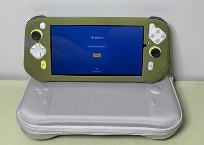 [12010-3] Logitech G CLOUD 64GB Handheld Console -White W/ case &charger- Great