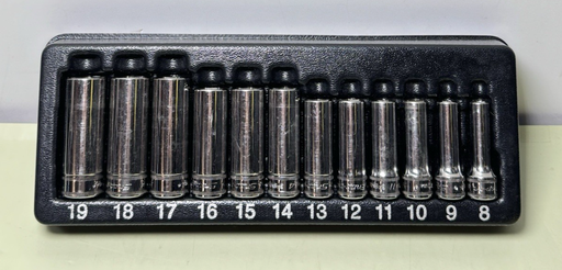 [12443-2] Snap On 212YSFSMY 8-19mm 12 Piece 6 Point Metric Chrome  Deep Set USA