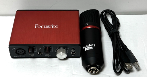 [12581-1] Focusrite Scarlett Solo (1st Gen) USB Audio Interface w/ Studio CM25 MKII Mic