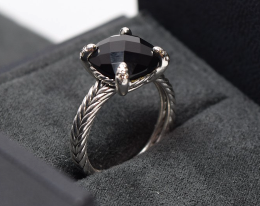 [12905-1] David Yurman Sterling Silver Womens Chatelaine Black Onyx 11mm, Ring Size 8