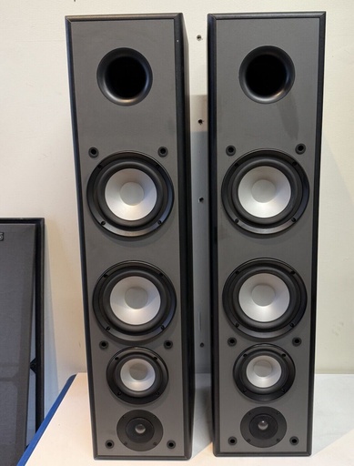 [8678-7] Yamaha NS-A100XT 200-Watt Floor Speakers - Work well. Tested.