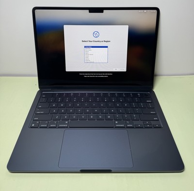 [9794-1] Apple MacBook Air 13" 2024 M3 8GB RAM 256GB SSD 8-Core GPU / Midnight, 14 cycles