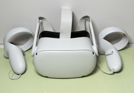 [9574-2] Meta Quest 2 All-in-One 128GB Wireless VR Headset - White - READ DESC DEAD PIXEL