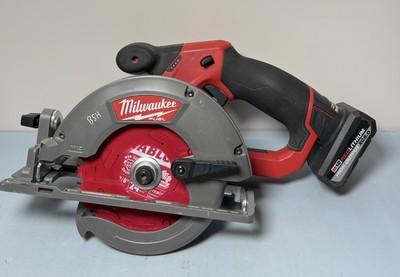 [10092-2] Milwaukee M12 Fuel (2530-20) Cordless Circular Saw w/Battery XC 5.0