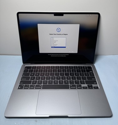 [10494-1] Apple MacBook Air 13.6"2022 M2 3.5GHz 8GB RAM 256GB SSD Space Gray A2681